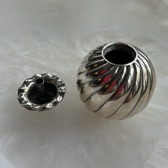 Vintage Tiffany & Co. Oil Lamp - Picture 5 of 6